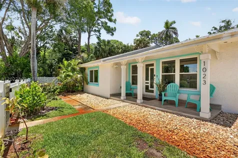 1023 SE 7th Street Stuart FL 34996