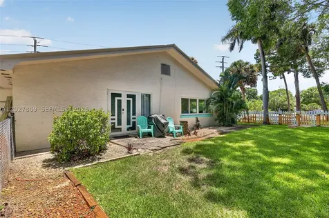 1023 SE 7th Street Stuart FL 34996
