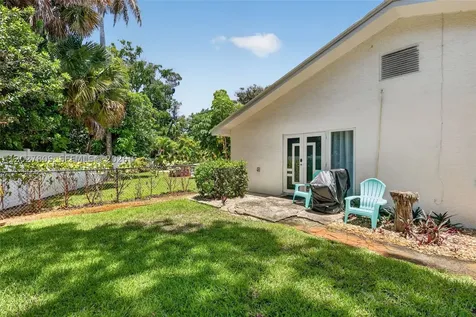 1023 SE 7th Street Stuart FL 34996