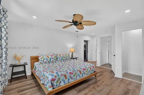 1023 SE 7th Street Stuart FL 34996