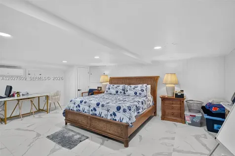 1023 SE 7th Street Stuart FL 34996