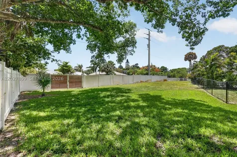 1023 SE 7th Street Stuart FL 34996
