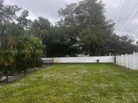 1023 SE 7th Street Stuart FL 34996