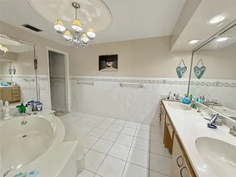 8317 Balgowan Road Miami Lakes FL 33016