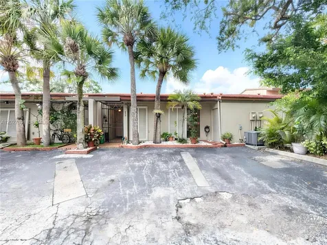 8317 Balgowan Road Miami Lakes FL 33016