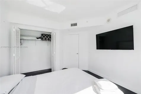 41 SE 5th Street Miami FL 33131