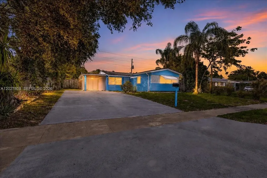6531 Sherman Street Hollywood FL 33024