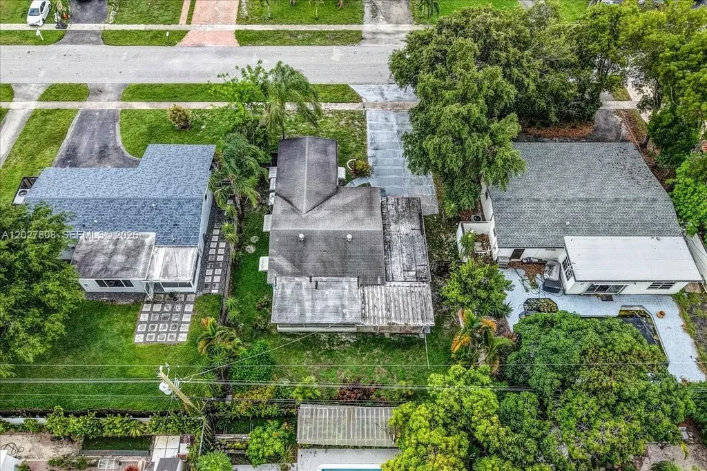 6531 Sherman Street Hollywood FL 33024