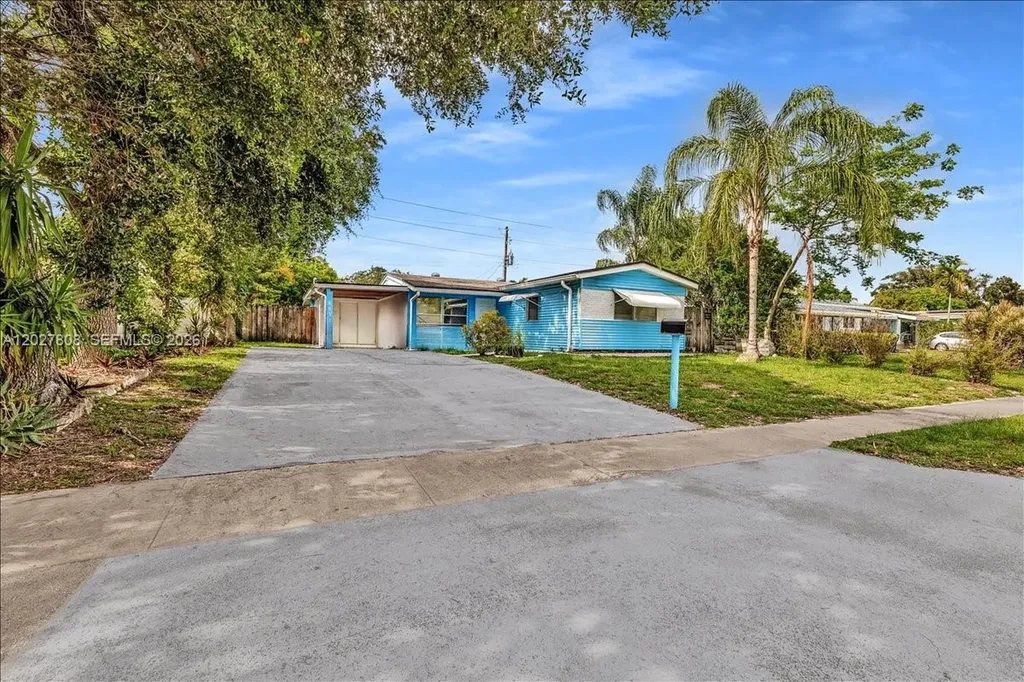 6531 Sherman Street Hollywood FL 33024