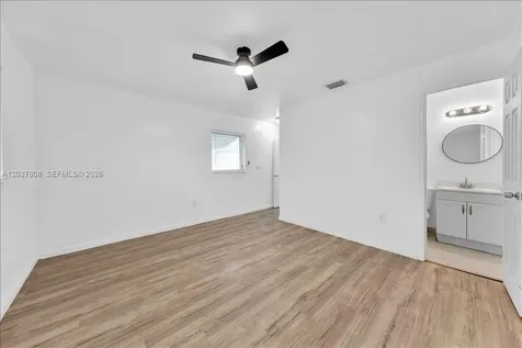 6531 Sherman Street Hollywood FL 33024