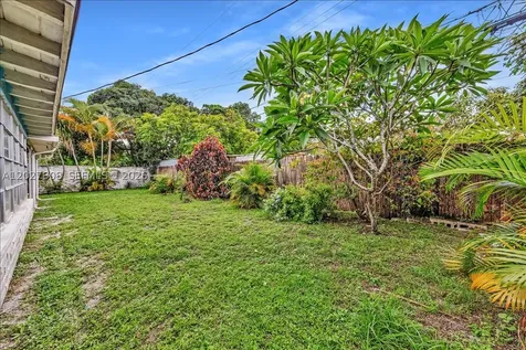 6531 Sherman Street Hollywood FL 33024
