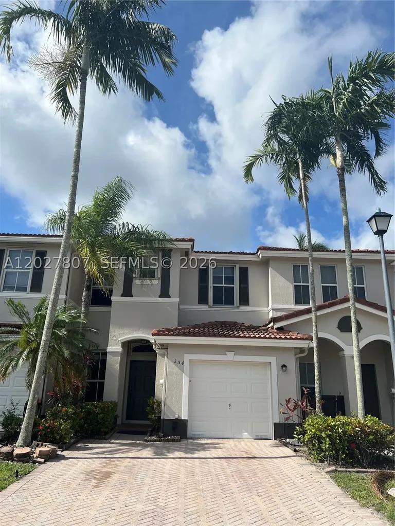 254 Riverwalk Circle Sunrise FL 33326