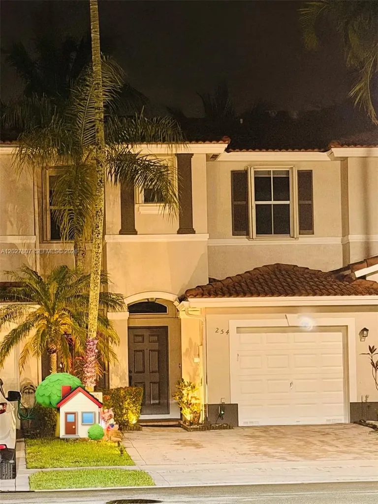 254 Riverwalk Circle Sunrise FL 33326