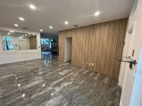 254 Riverwalk Circle Sunrise FL 33326