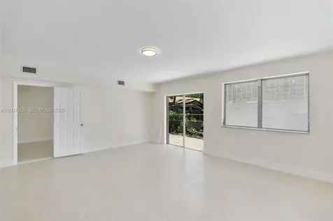 1612 SW 23rd Street Miami FL 33145