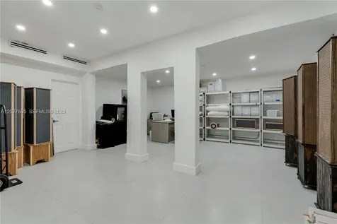 126 NE 1st Avenue Dania Beach FL 33004