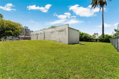126 NE 1st Avenue Dania Beach FL 33004
