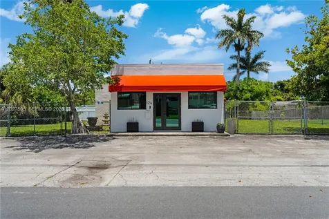 126 NE 1st Avenue Dania Beach FL 33004