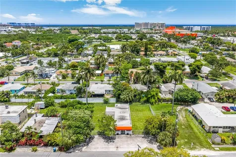 126 NE 1st Avenue Dania Beach FL 33004