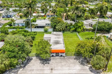 126 NE 1st Avenue Dania Beach FL 33004