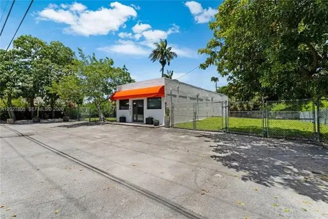 126 NE 1st Avenue Dania Beach FL 33004