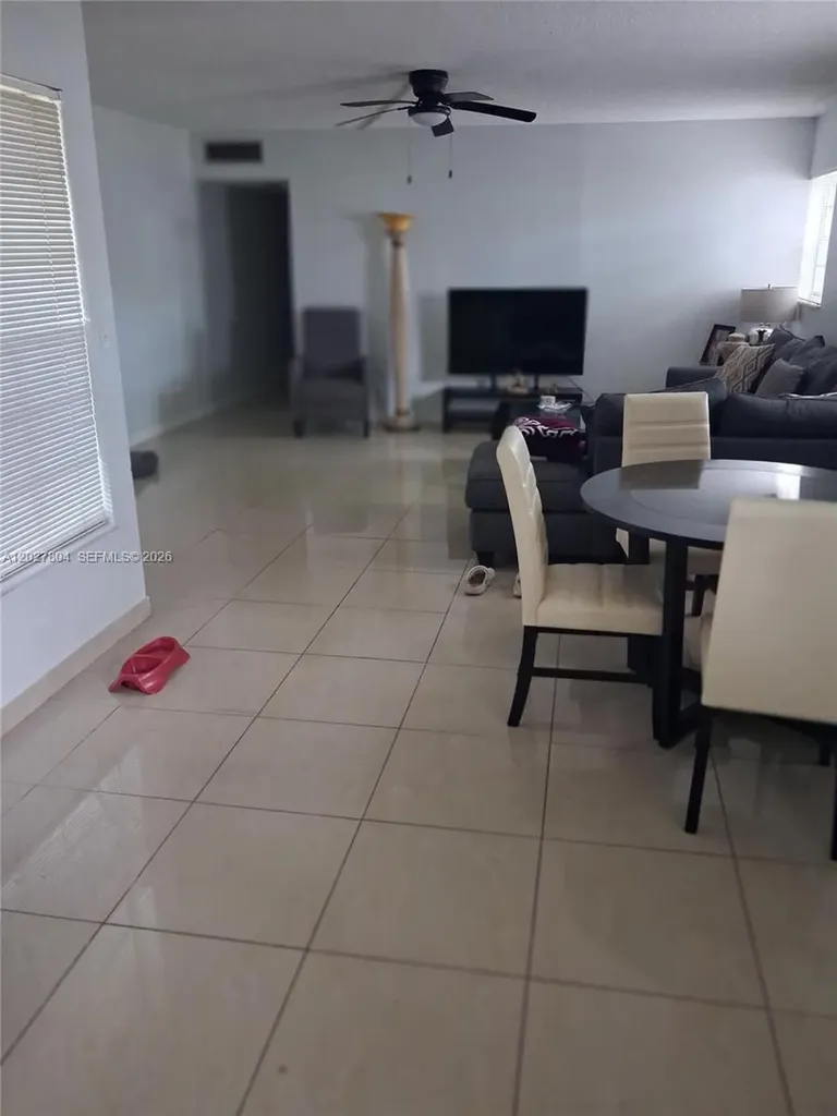 490 SE 19th Avenue Pompano Beach FL 33060
