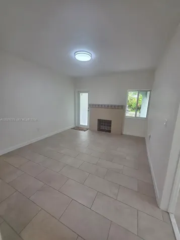 1139 NW 37th Street Miami FL 33127