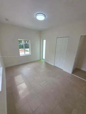 1139 NW 37th Street Miami FL 33127