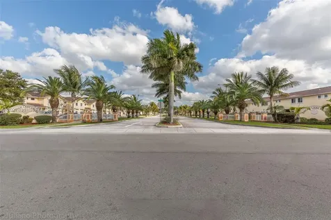 7488 NW 181st Street Hialeah FL 33015