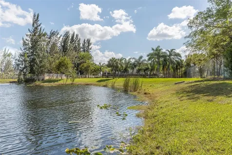 7488 NW 181st Street Hialeah FL 33015
