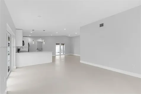 1265 SW 142nd Avenue Miami FL 33184