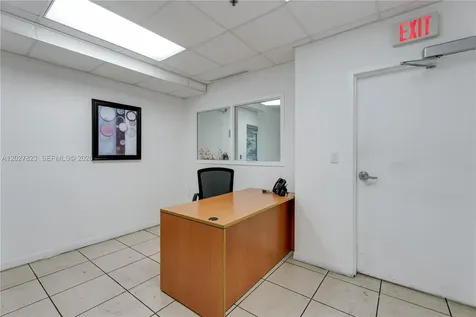2200 NW 95th Avenue Doral FL 33172