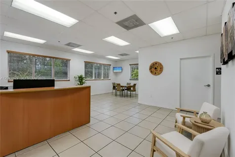 2200 NW 95th Avenue Doral FL 33172