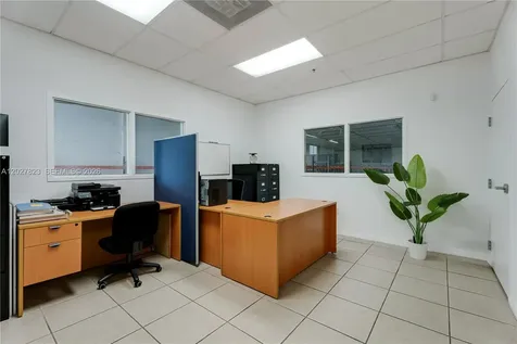 2200 NW 95th Avenue Doral FL 33172