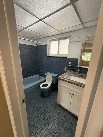 6841 Pembroke Road Pembroke Pines FL 33023