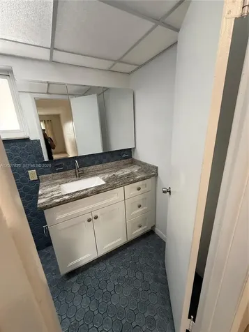 6841 Pembroke Road Pembroke Pines FL 33023