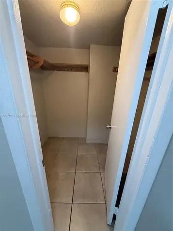 6841 Pembroke Road Pembroke Pines FL 33023