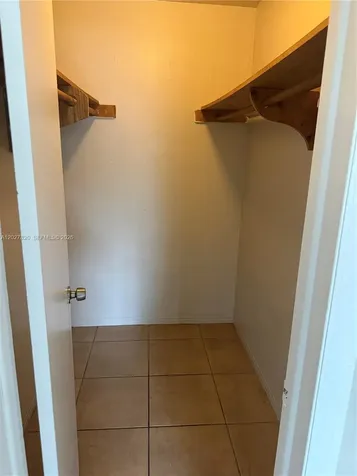 6841 Pembroke Road Pembroke Pines FL 33023