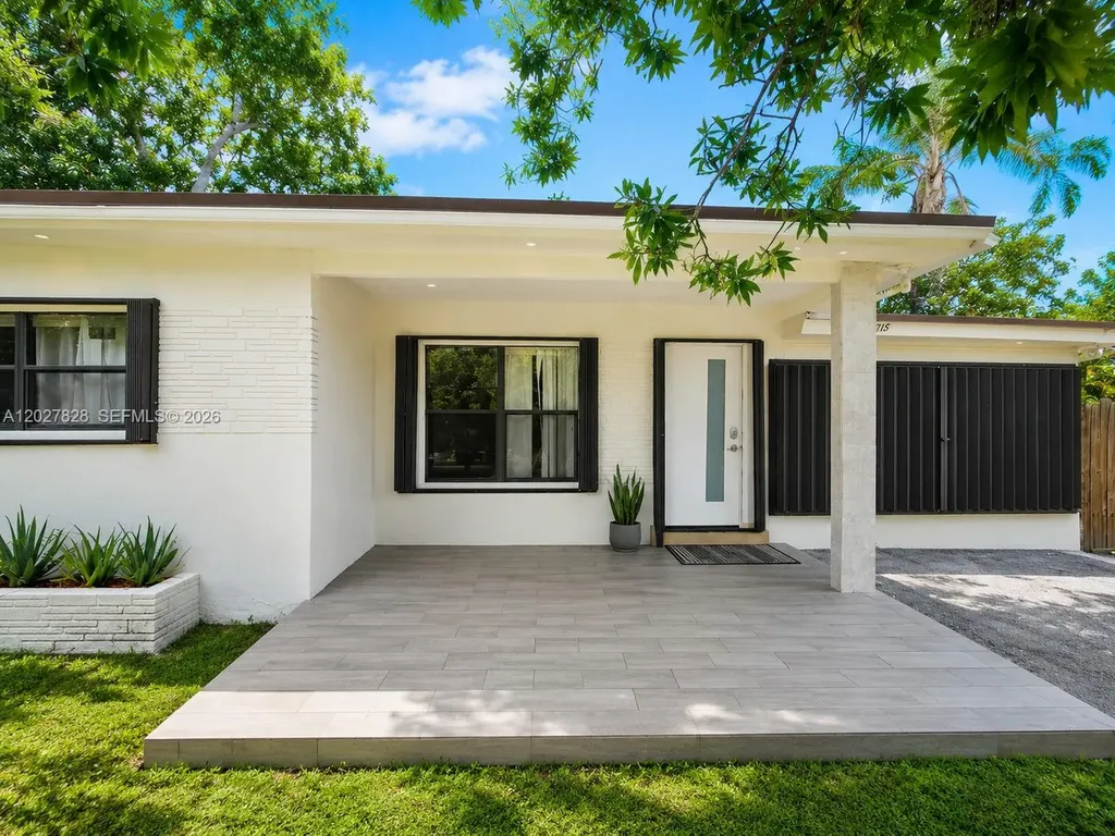 2515 SW 62nd Avenue Miramar FL 33023