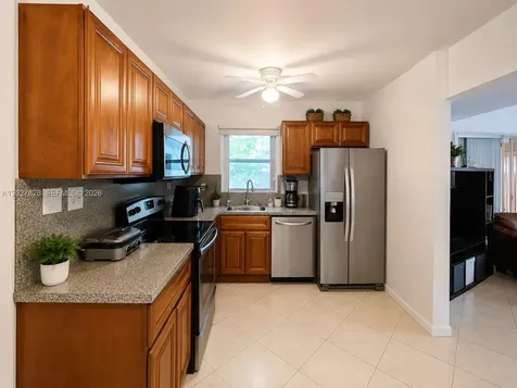 2515 SW 62nd Avenue Miramar FL 33023