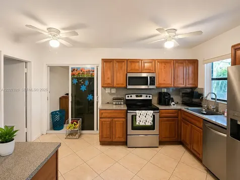 2515 SW 62nd Avenue Miramar FL 33023
