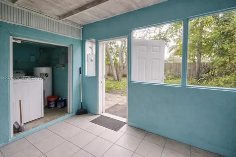 2515 SW 62nd Avenue Miramar FL 33023