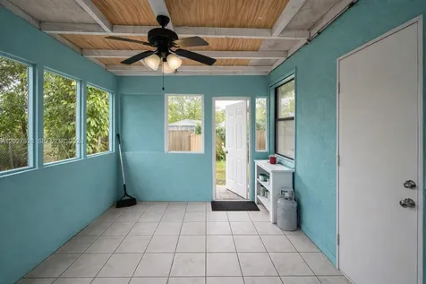 2515 SW 62nd Avenue Miramar FL 33023