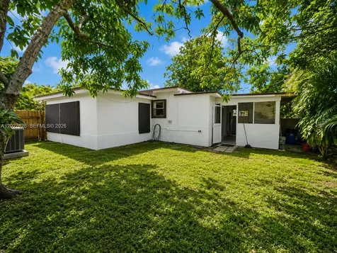 2515 SW 62nd Avenue Miramar FL 33023