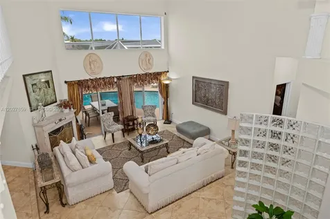 10237 SW 12th Street Pembroke Pines FL 33025