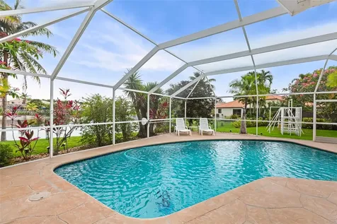 10237 SW 12th Street Pembroke Pines FL 33025