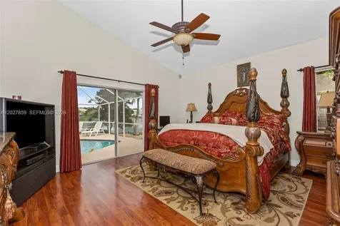 10237 SW 12th Street Pembroke Pines FL 33025
