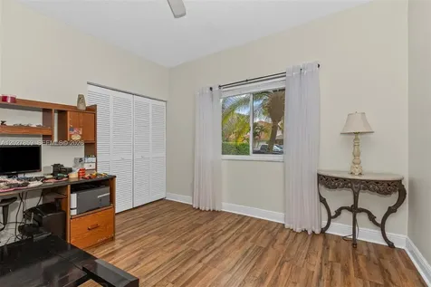 10237 SW 12th Street Pembroke Pines FL 33025