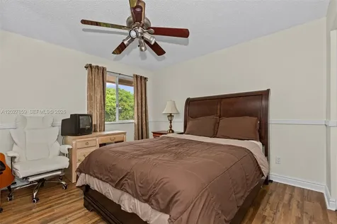 10237 SW 12th Street Pembroke Pines FL 33025