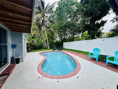 6631 NW 84th Street Tamarac FL 33321